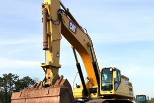 Top 5 Excavators for Sale: Finding the Perfect Machine for Your Project Top 5 Excavators for Sale: Finding the Perfect Machine for Your Project