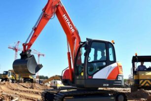 Hitachi ZX130 Review: Performance, Features, and Efficiency in Plant Machinery